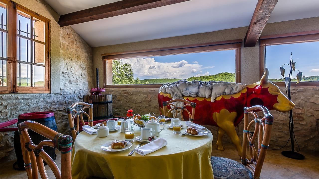 Bed and Breakfast La Tour D'Enguernes Montmeyan Exterior foto